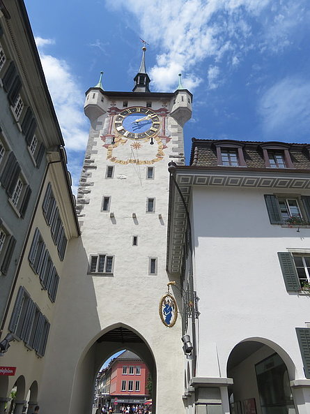 La torre cittadina, alta 56 metri, è sotto protezione dei beni monumentali della Confederazione...